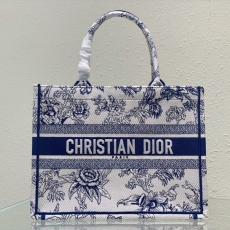 Dior Shopping Bags